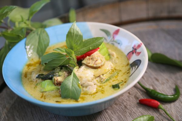 How to make Thai green curry phuket